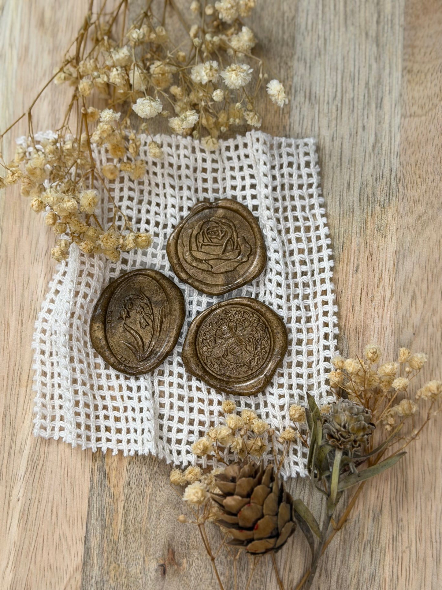 Botanical Peel & Stick Wax Seals